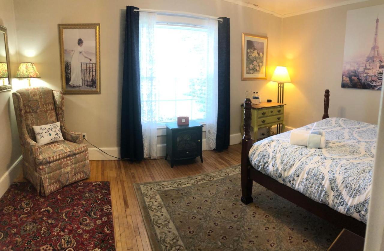 Red Sleigh Inn B&B ลินคอล์น ภายนอก รูปภาพ